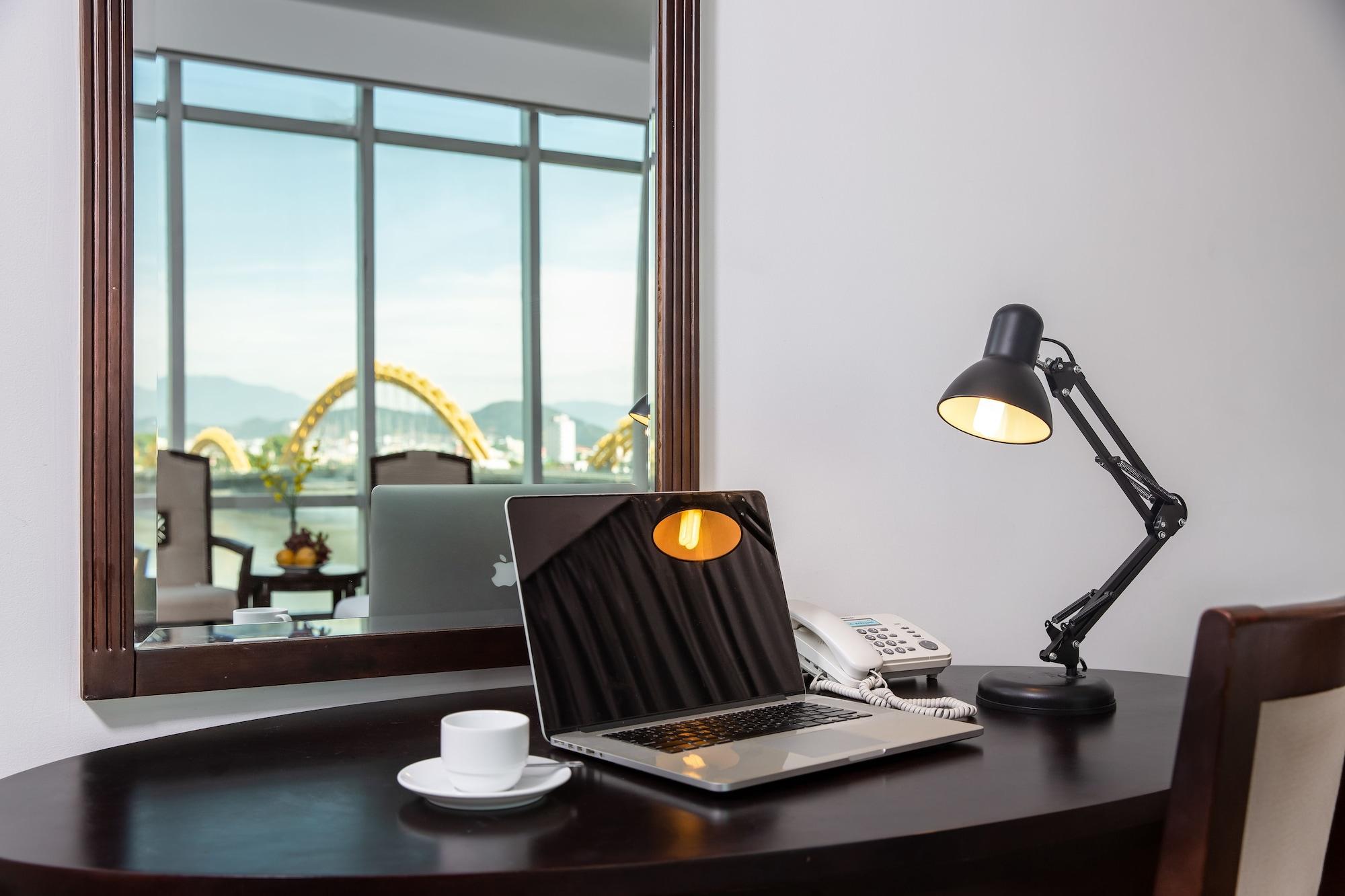 Da Nang Riverside Hotel Dış mekan fotoğraf